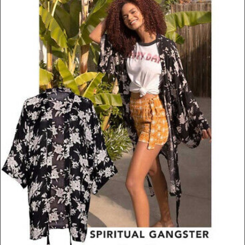 FabFitFun Spiritual Gangster Maya Kimono